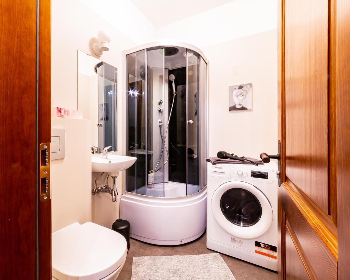 Apartament Gourmet Storie'S Ap 68Sqm Renovated Free Parking Ryga Zewnętrze zdjęcie